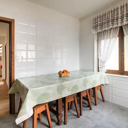 Casa Vacacional Valentin Mestas De Con