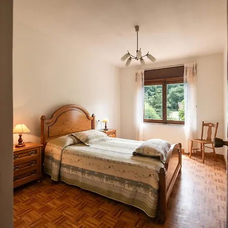 Casa Vacacional Valentin * Mestas De Con